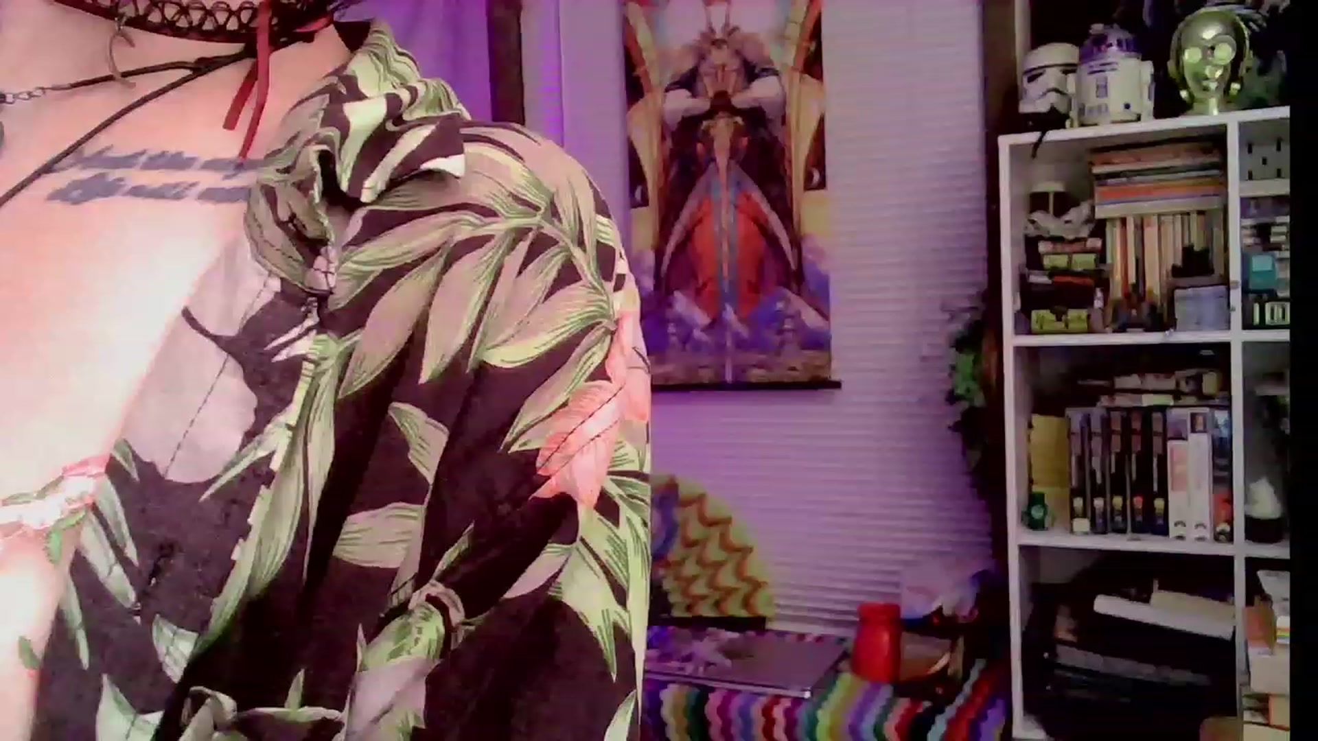 Gallery image thumbnail from CdrTroi's myfreecams stream on, 10/04/2023, 09:01 image 8 of 20