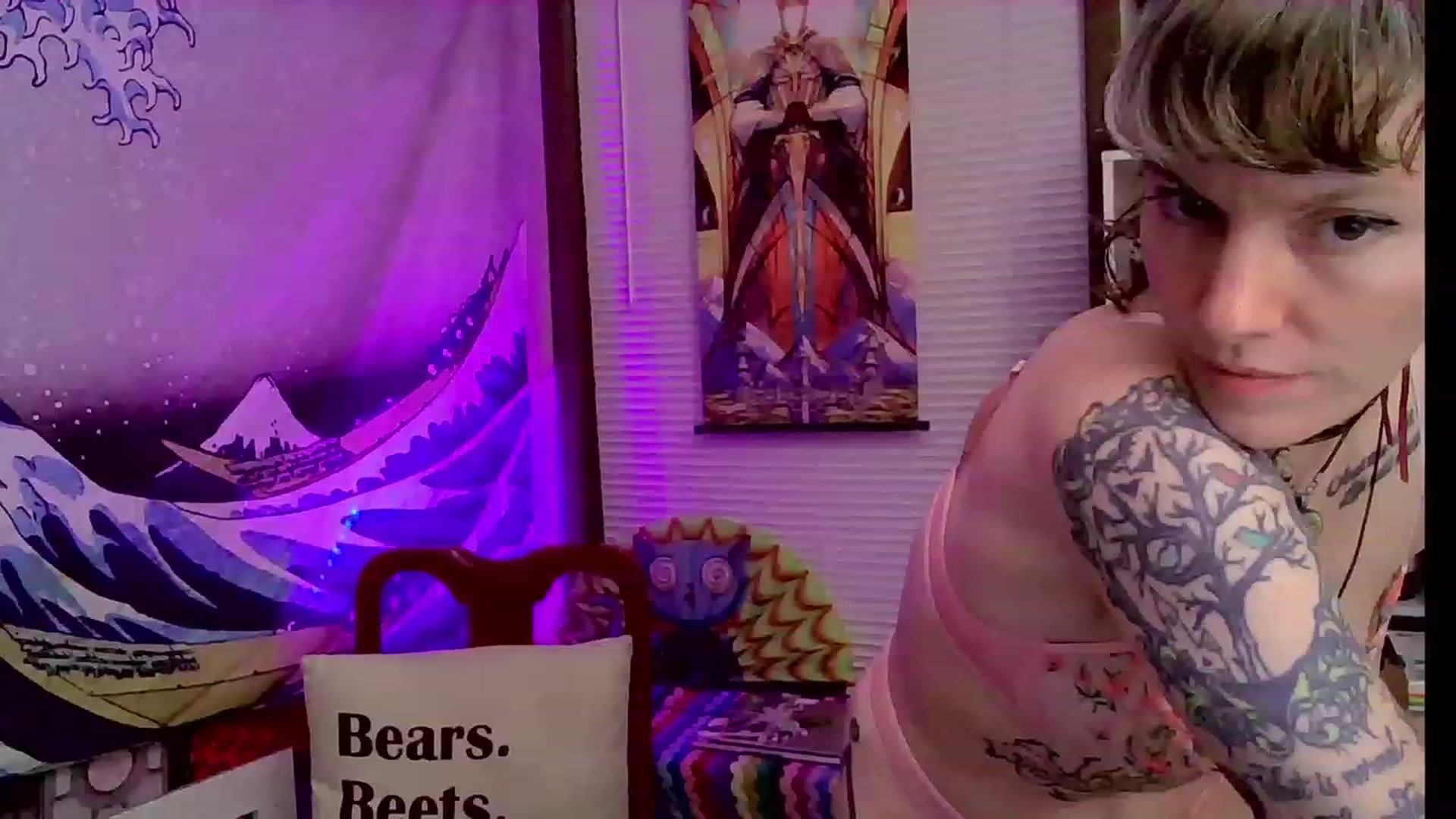Gallery image thumbnail from CdrTroi's myfreecams stream on, 10/04/2023, 09:01 image 17 of 20