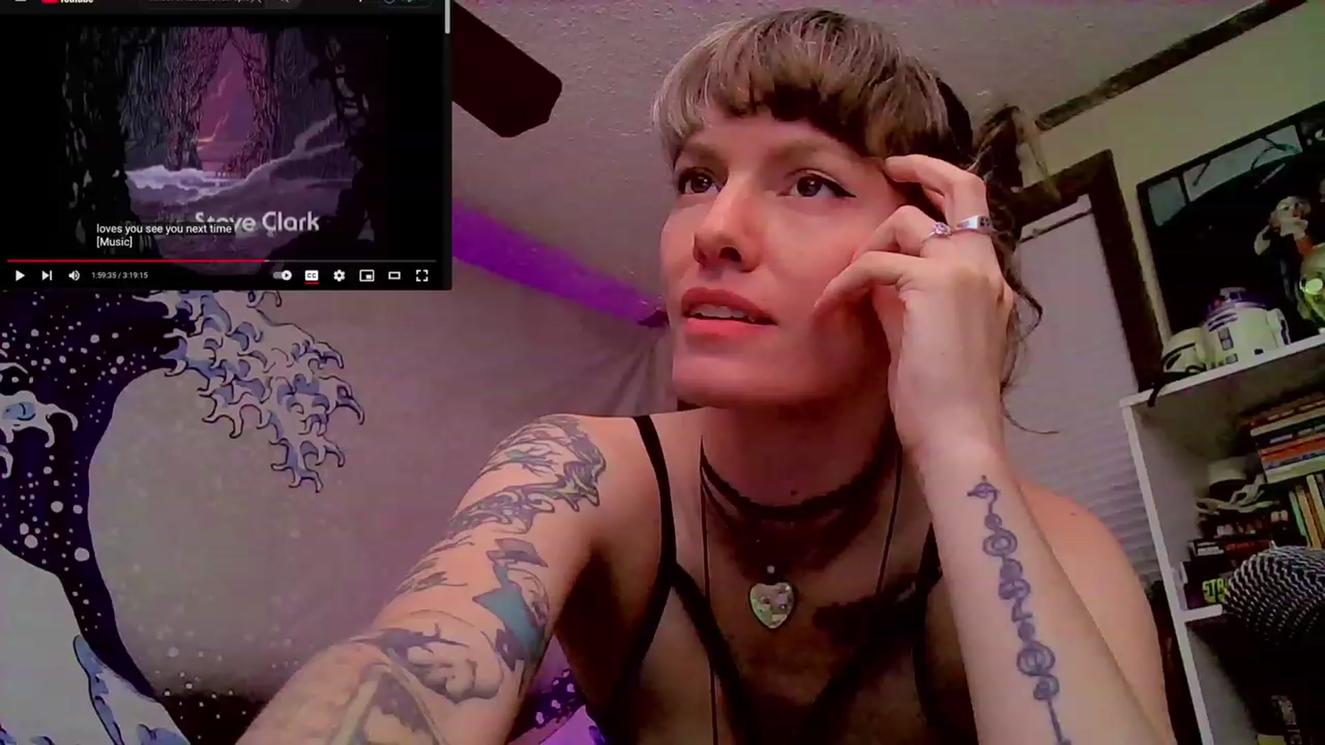 Gallery image thumbnail from CdrTroi's myfreecams stream on, 10/12/2023, 07:00 image 17 of 20