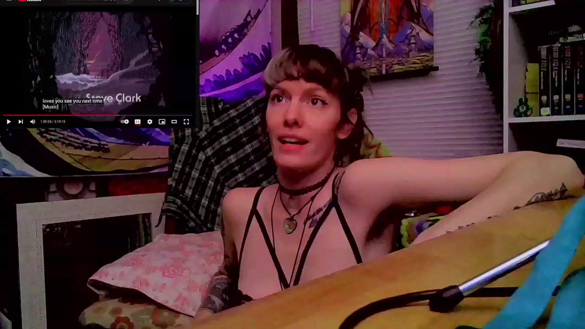Gallery image thumbnail from CdrTroi's myfreecams stream on, 10/12/2023, 07:00 image 14 of 20