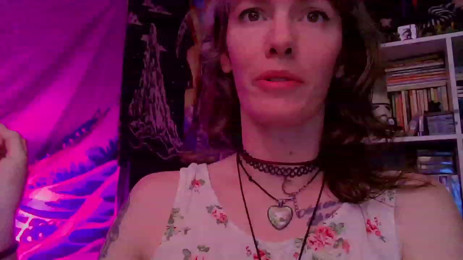 Gallery image thumbnail from CdrTroi's myfreecams stream on, 10/16/2023, 04:03 image 6 of 20