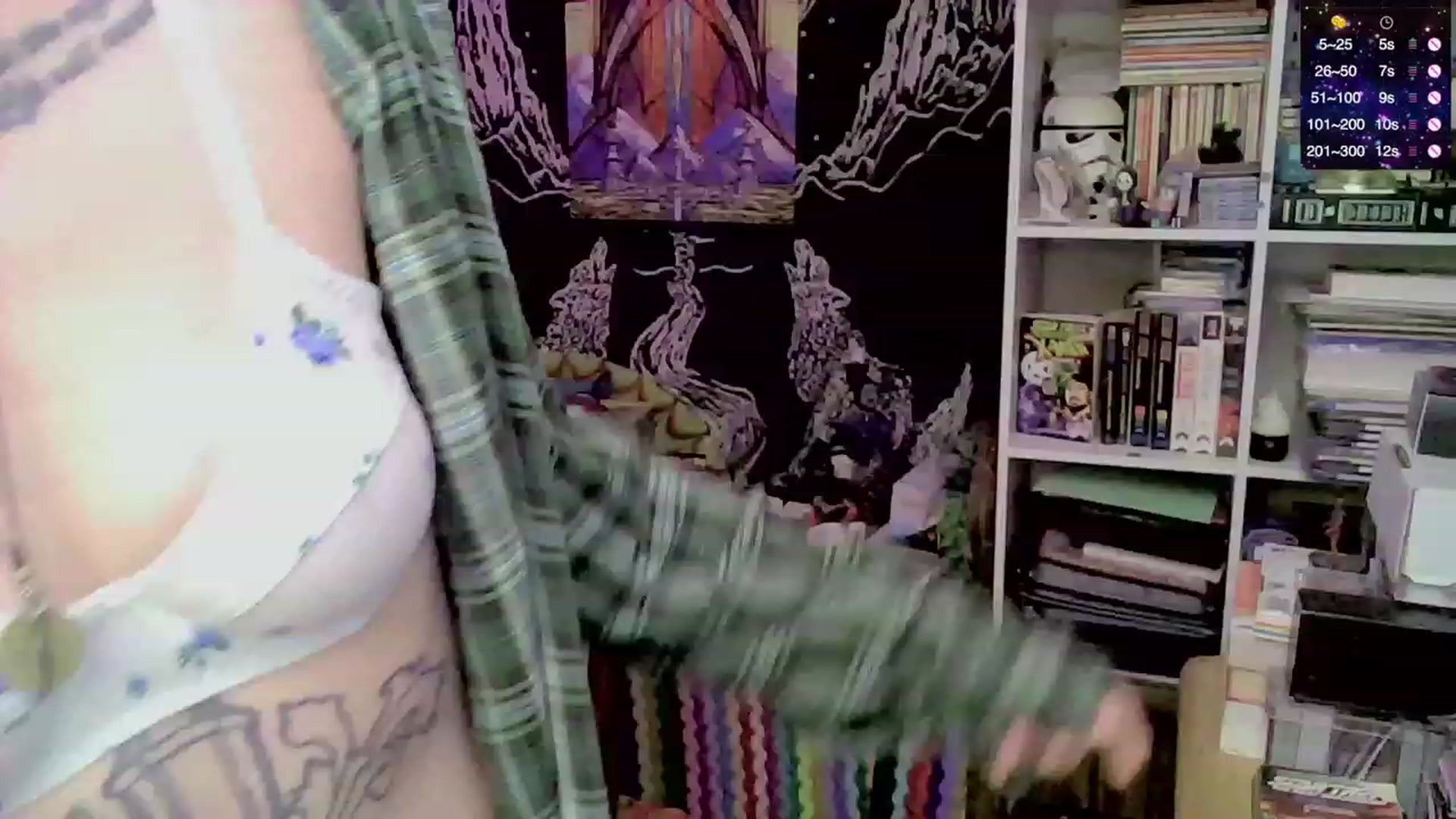 Gallery image thumbnail from CdrTroi's myfreecams stream on, 10/19/2023, 04:31 image 3 of 20