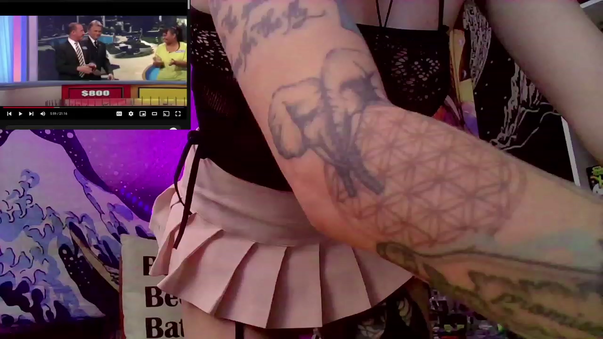 Gallery image thumbnail from CdrTroi's myfreecams stream on, 10/25/2023, 07:34 image 10 of 20