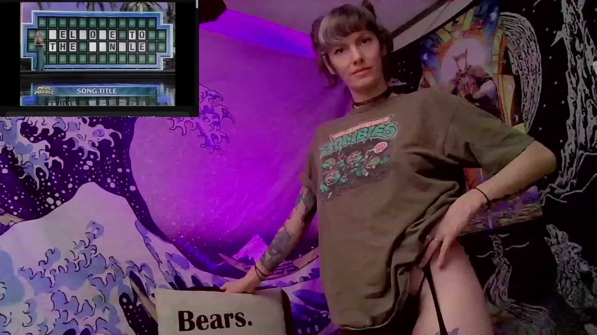 Gallery image thumbnail from CdrTroi's myfreecams stream on, 10/25/2023, 09:01 image 10 of 20