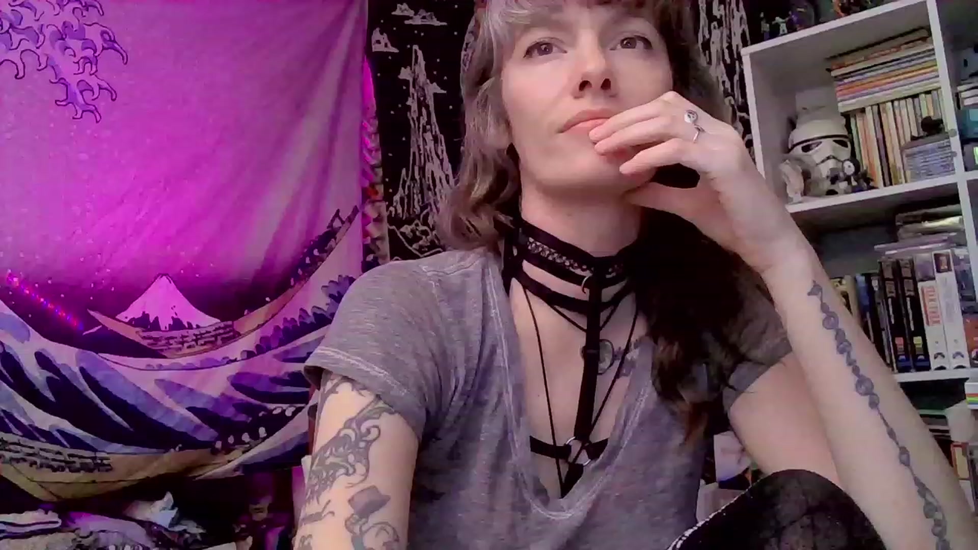 Gallery image thumbnail from CdrTroi's myfreecams stream on, 10/26/2023, 23:02 image 6 of 20
