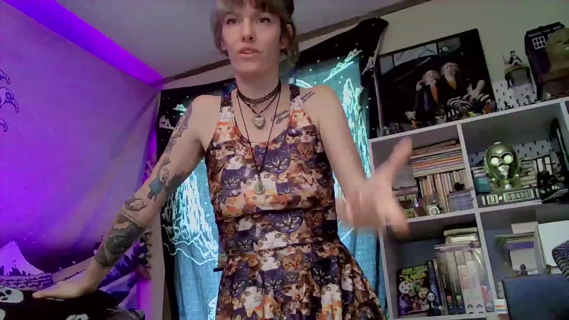 Gallery image thumbnail from CdrTroi's myfreecams stream on, 10/28/2023, 20:29 image 12 of 20