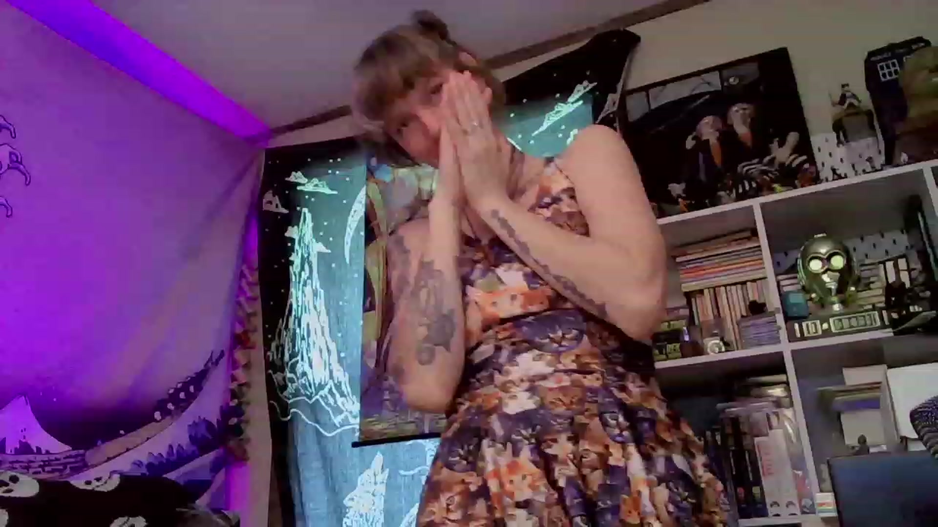 Gallery image thumbnail from CdrTroi's myfreecams stream on, 10/28/2023, 20:29 image 9 of 20