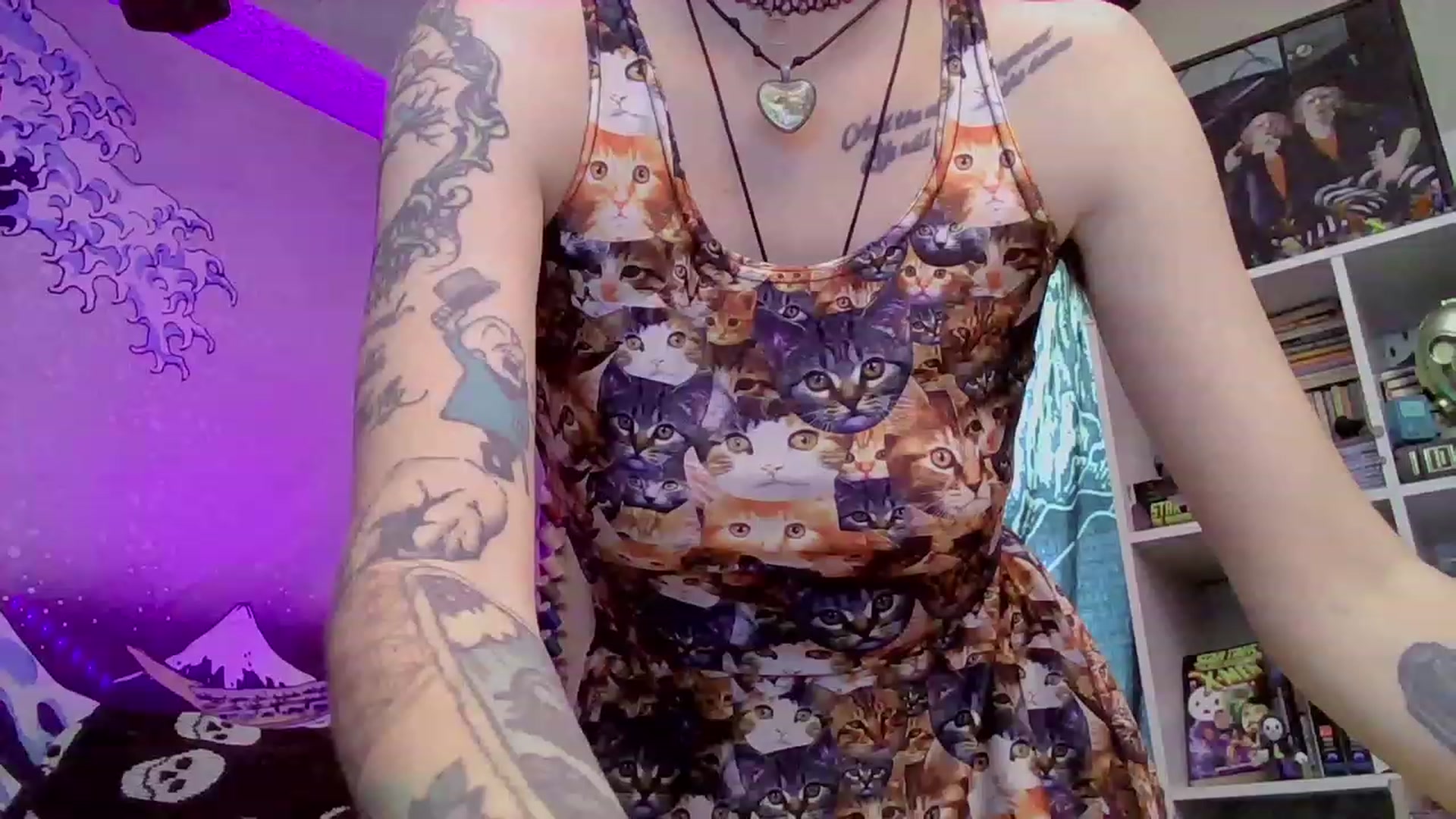 Gallery image thumbnail from CdrTroi's myfreecams stream on, 10/28/2023, 20:57 image 5 of 20