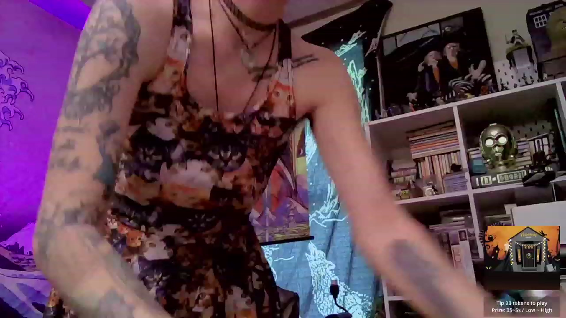 Gallery image thumbnail from CdrTroi's myfreecams stream on, 10/28/2023, 21:55 image 7 of 20