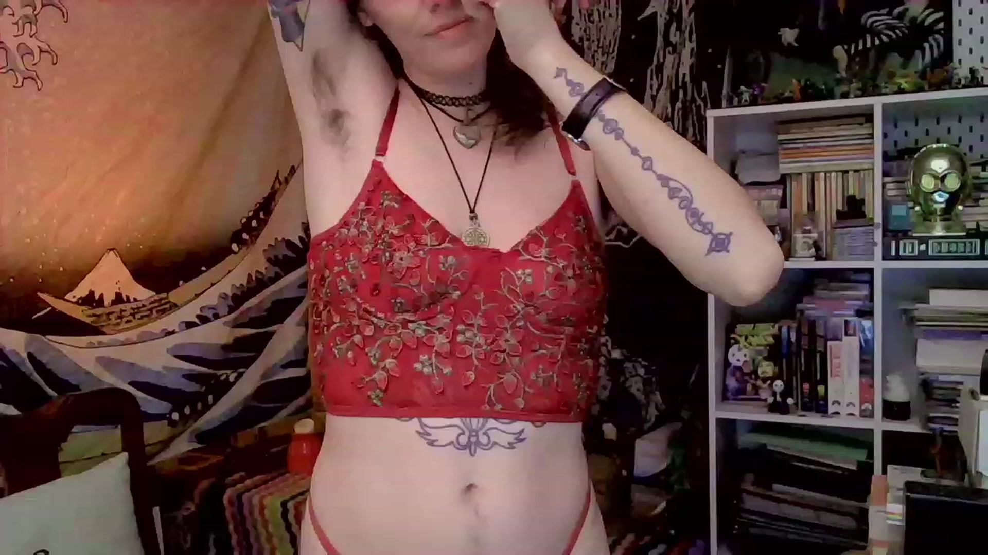 Gallery image thumbnail from CdrTroi's myfreecams stream on, 10/30/2023, 23:42 image 8 of 20
