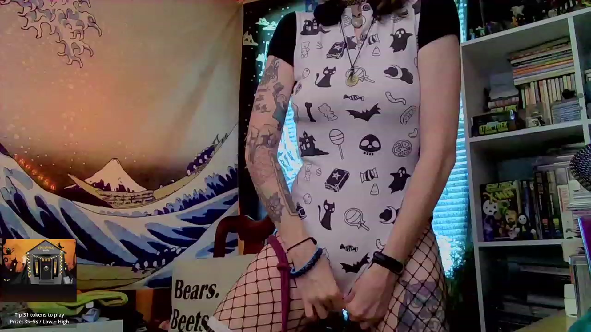 Gallery image thumbnail from CdrTroi's myfreecams stream on, 10/31/2023, 21:10 image 2 of 20