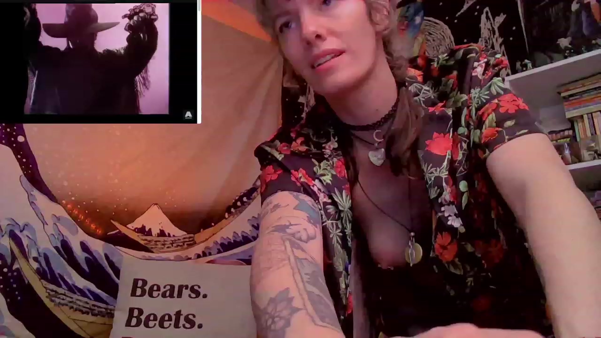 Gallery image thumbnail from CdrTroi's myfreecams stream on, 11/02/2023, 07:52 image 10 of 20