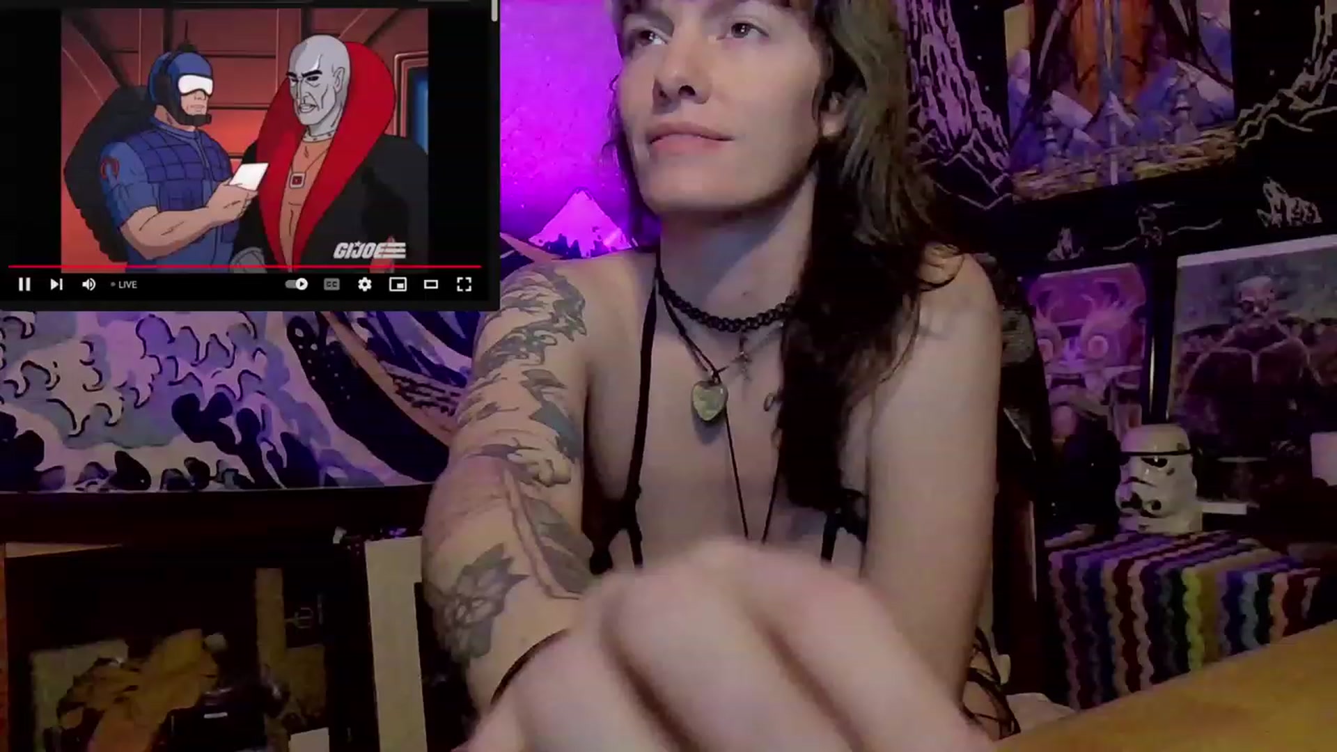 Gallery image thumbnail from CdrTroi's myfreecams stream on, 11/25/2023, 10:01 image 16 of 20