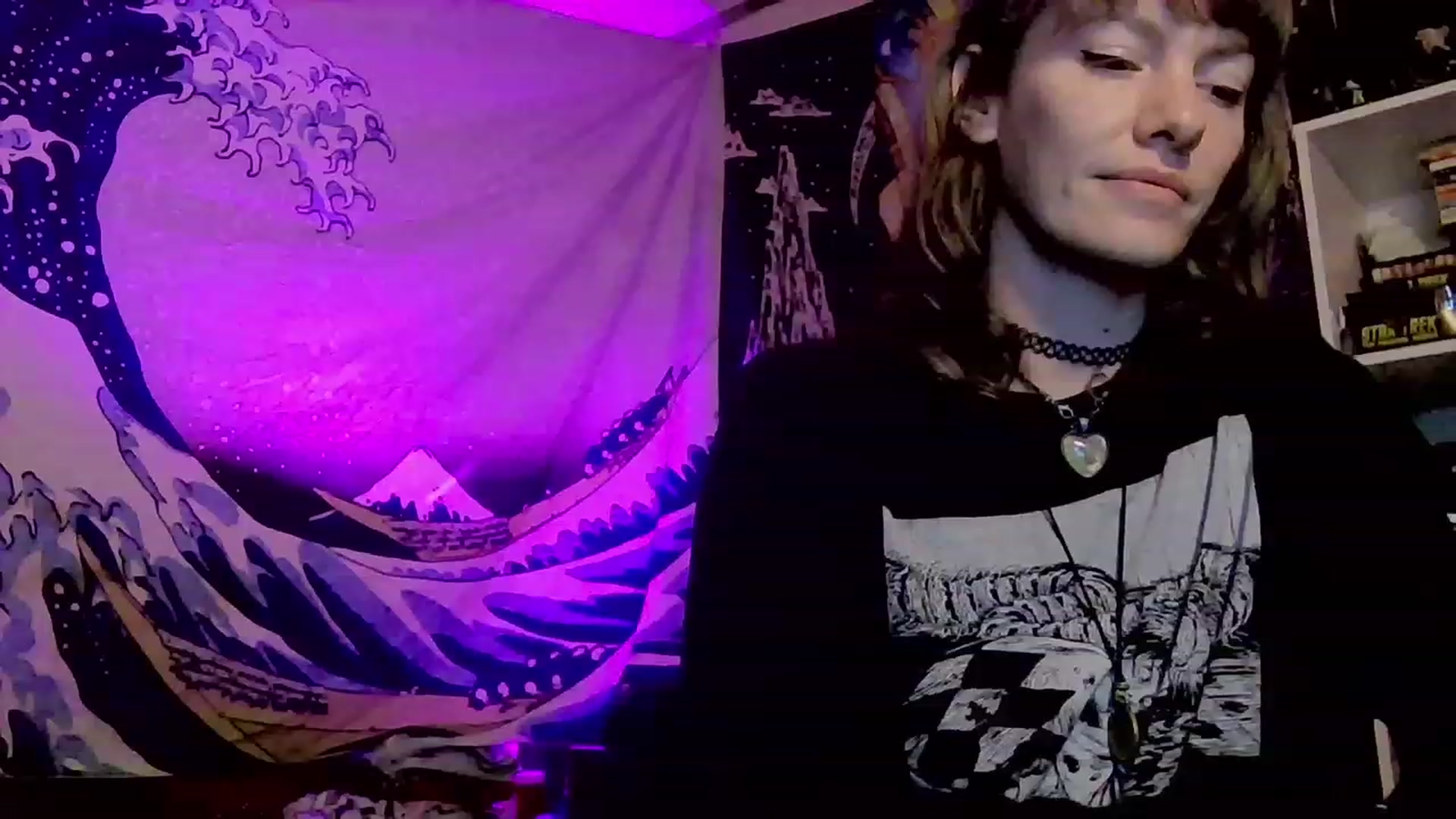 Gallery image thumbnail from CdrTroi's myfreecams stream on, 11/26/2023, 08:41 image 6 of 20