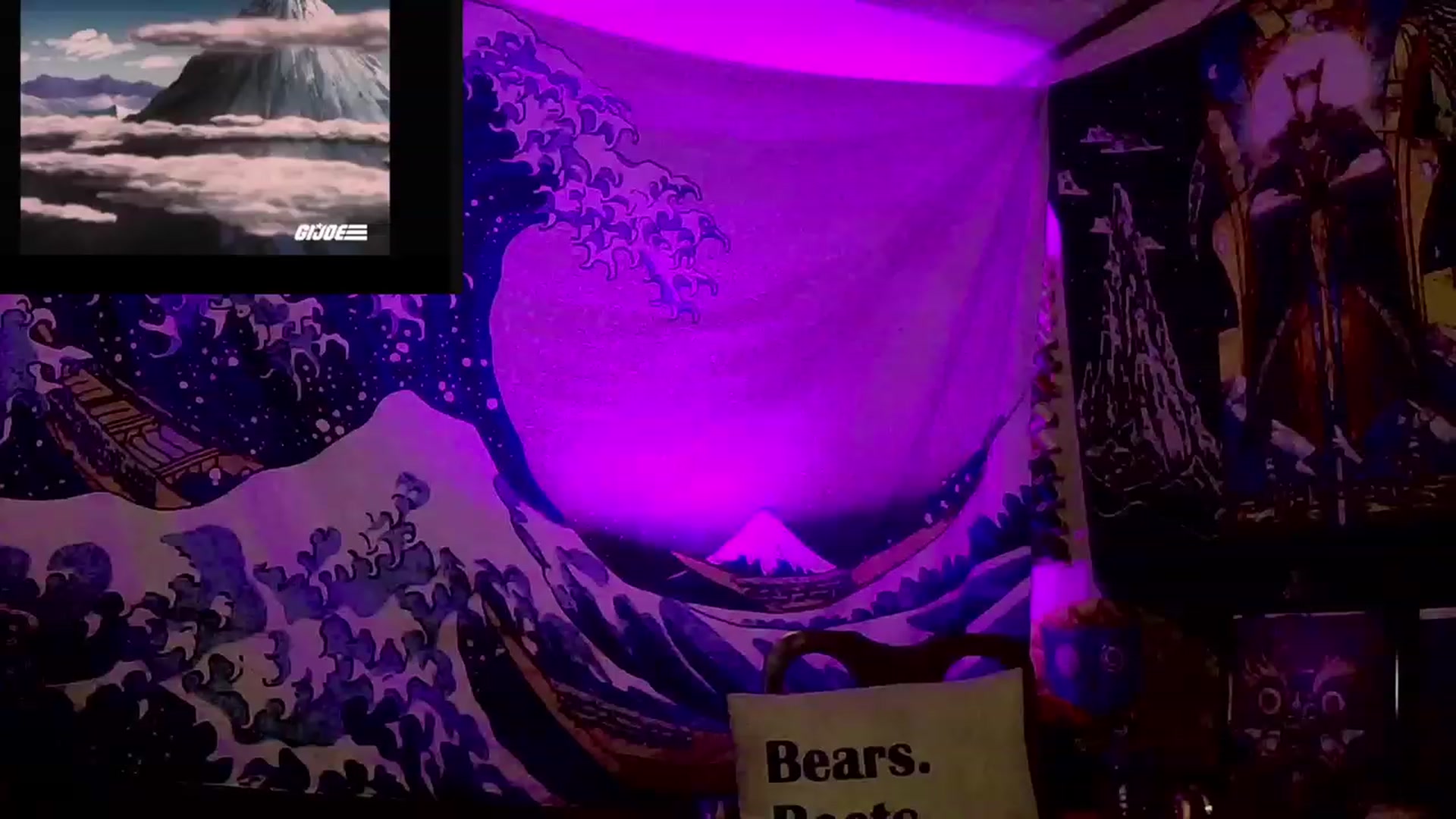 Gallery image thumbnail from CdrTroi's myfreecams stream on, 11/30/2023, 08:27 image 18 of 20