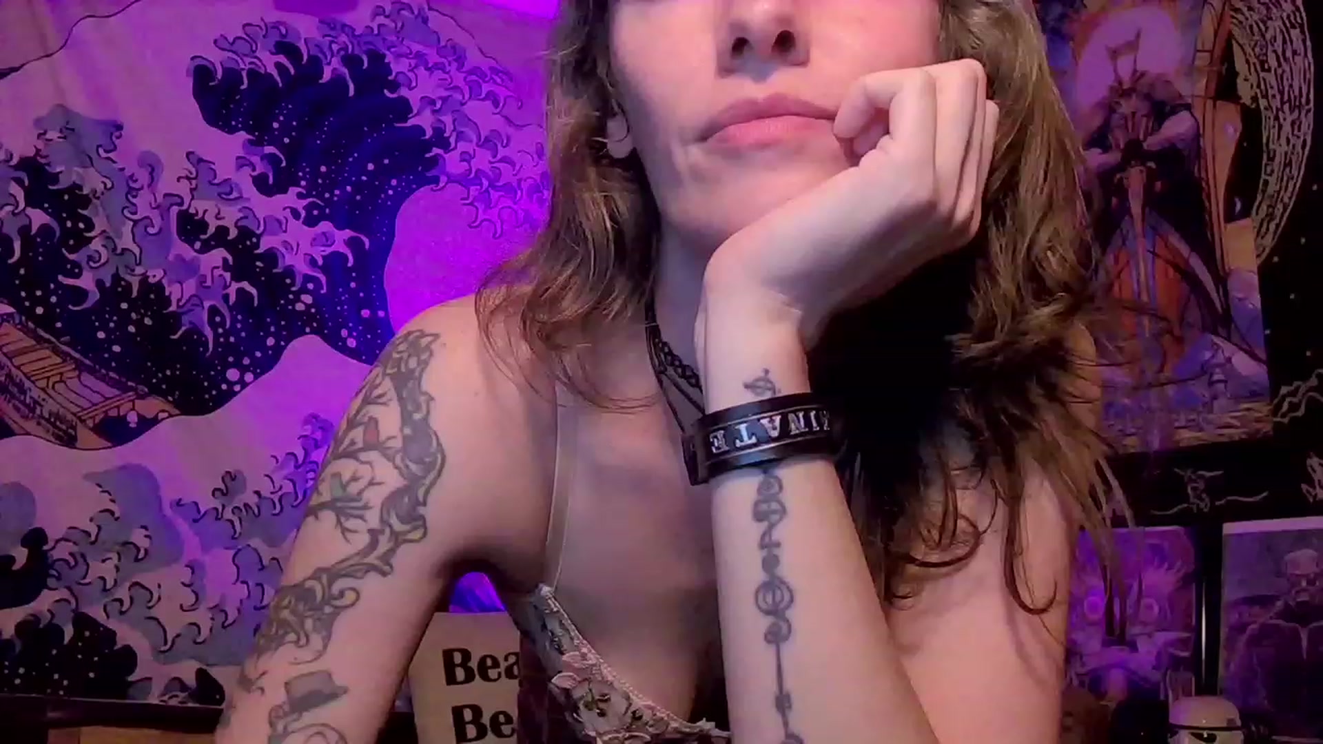 Gallery image thumbnail from CdrTroi's myfreecams stream on, 12/02/2023, 07:28 image 7 of 20
