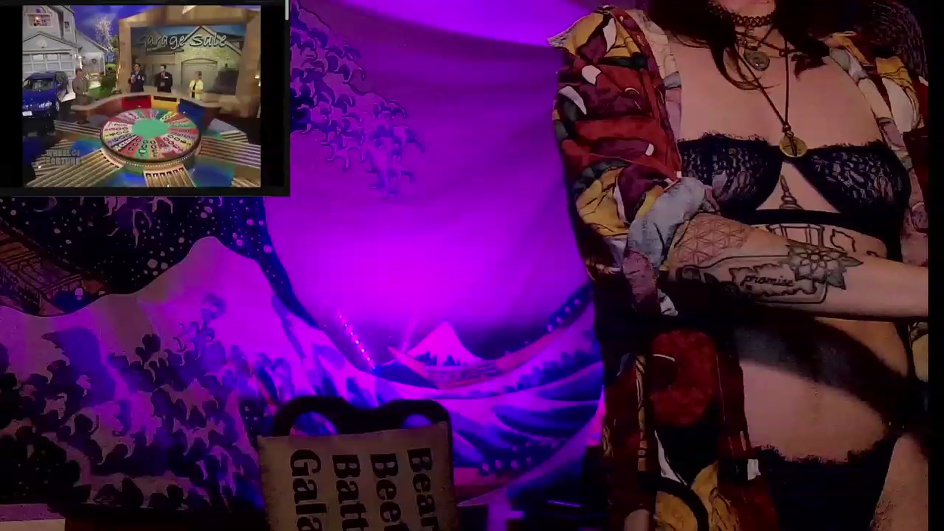 Gallery image thumbnail from CdrTroi's myfreecams stream on, 12/07/2023, 03:08 image 15 of 20