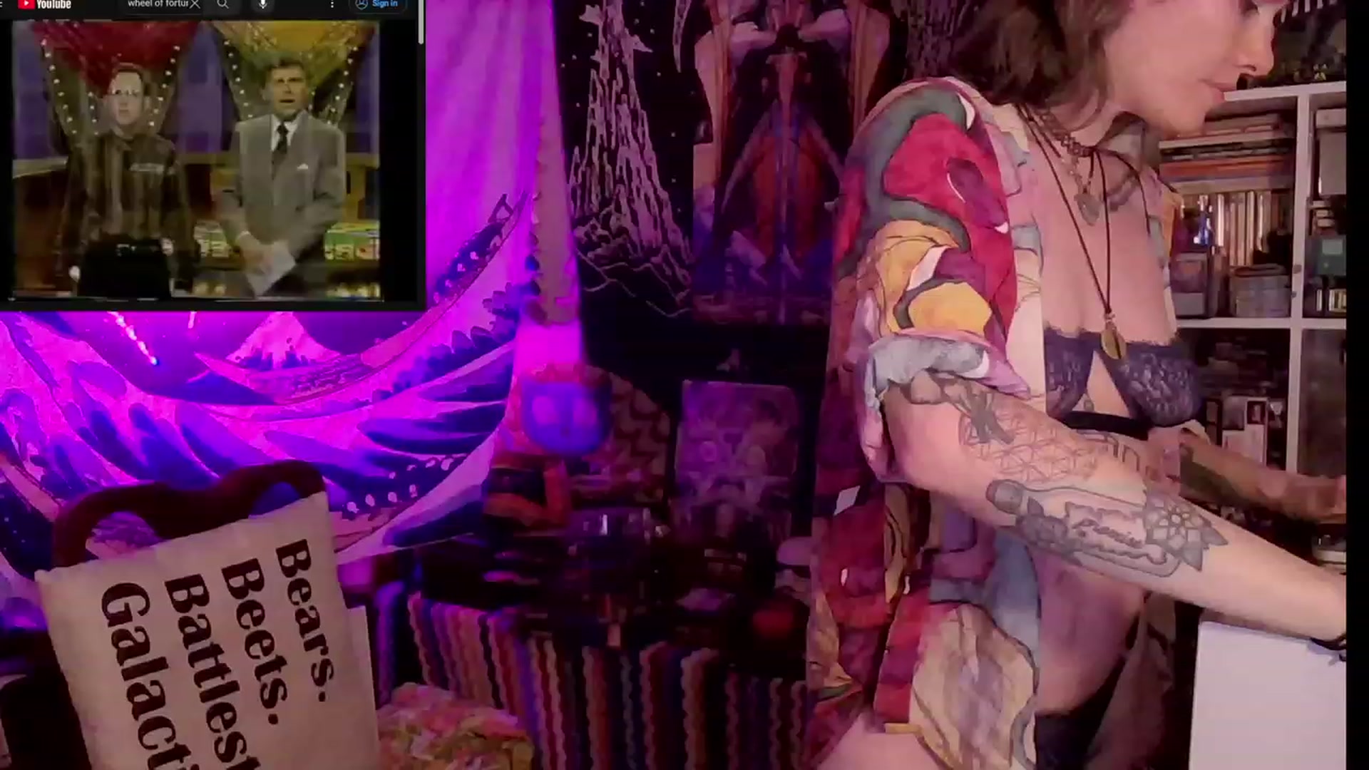 Gallery image thumbnail from CdrTroi's myfreecams stream on, 12/07/2023, 06:45 image 2 of 20