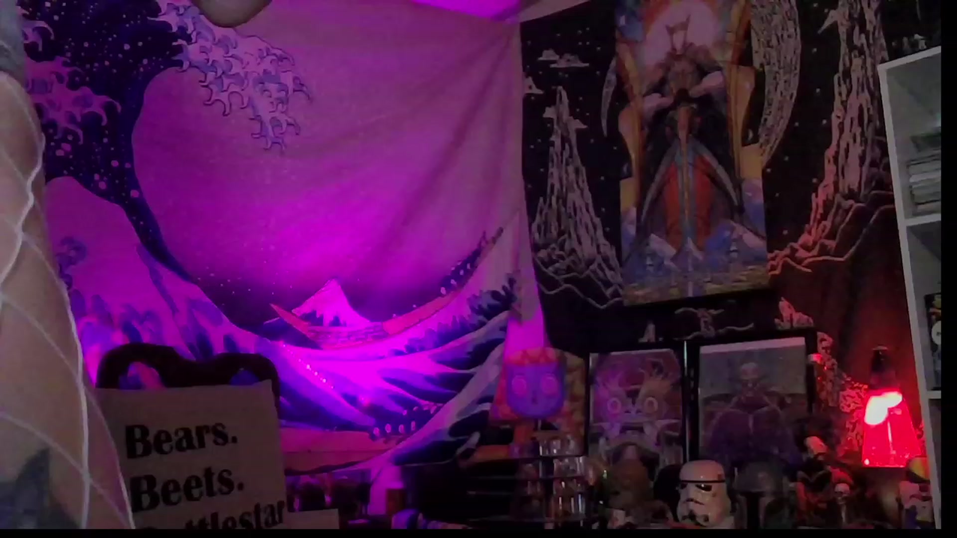 Gallery image thumbnail from CdrTroi's myfreecams stream on, 12/11/2023, 06:29 image 20 of 20