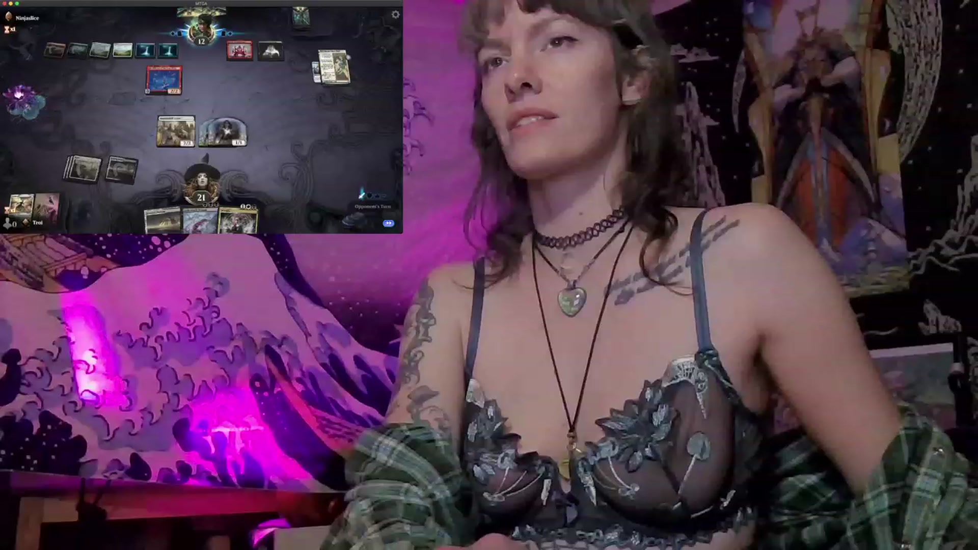 Gallery image thumbnail from CdrTroi's myfreecams stream on, 12/12/2023, 11:12 image 3 of 20