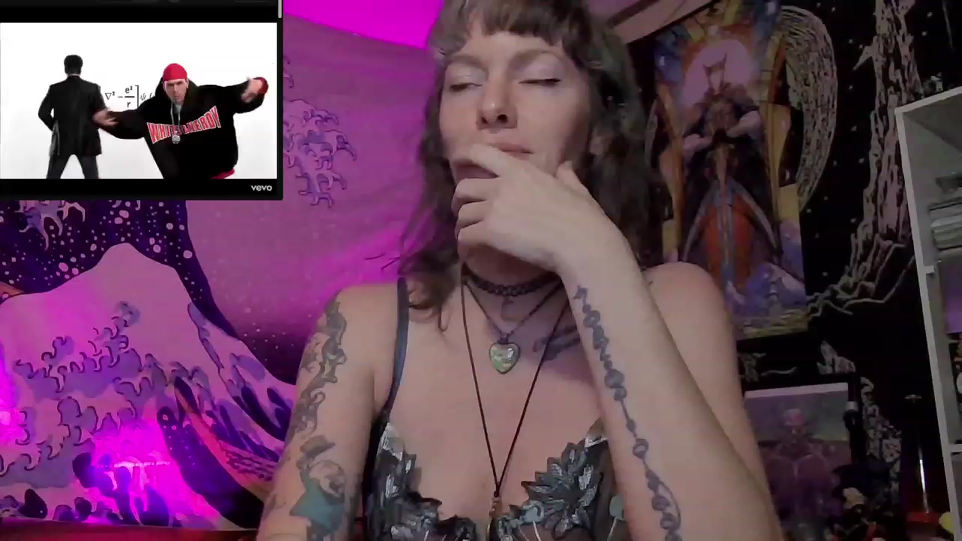 Gallery image thumbnail from CdrTroi's myfreecams stream on, 12/12/2023, 11:12 image 18 of 20