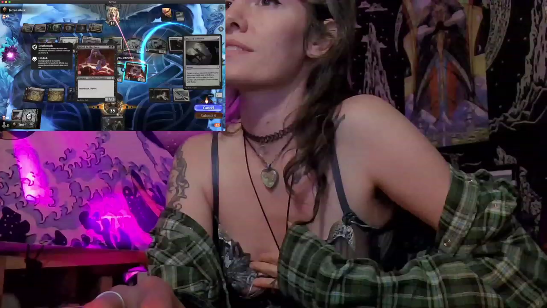 Gallery image thumbnail from CdrTroi's myfreecams stream on, 12/12/2023, 11:12 image 7 of 20
