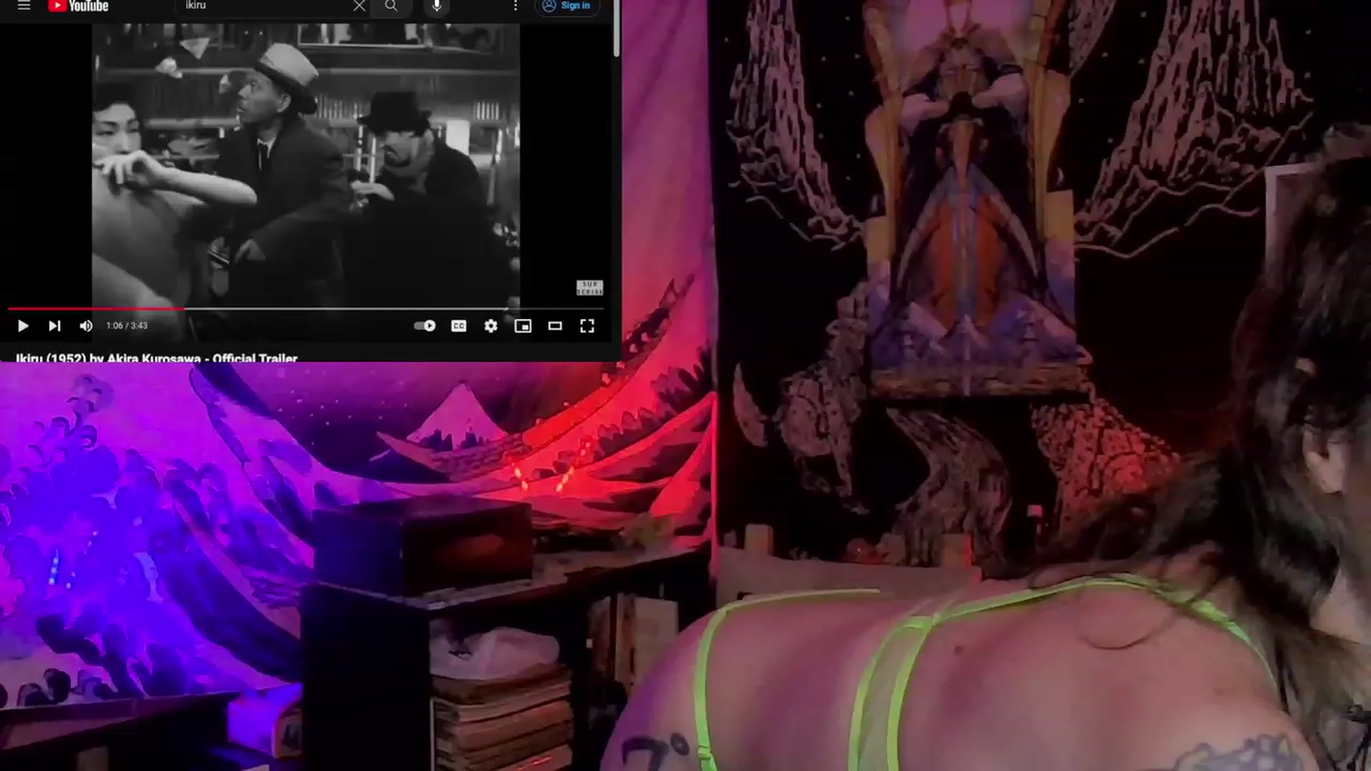 Gallery image thumbnail from CdrTroi's myfreecams stream on, 12/22/2023, 07:40 image 1 of 20
