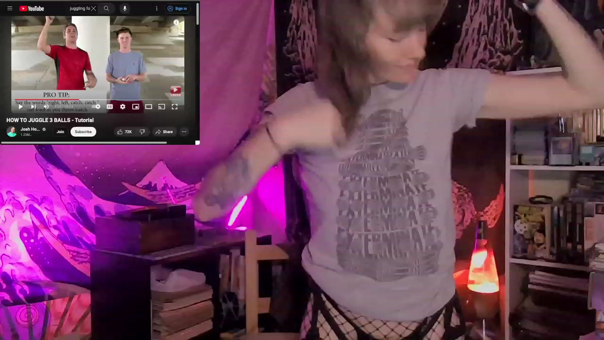 Gallery image thumbnail from CdrTroi's myfreecams stream on, 12/29/2023, 03:08 image 16 of 20