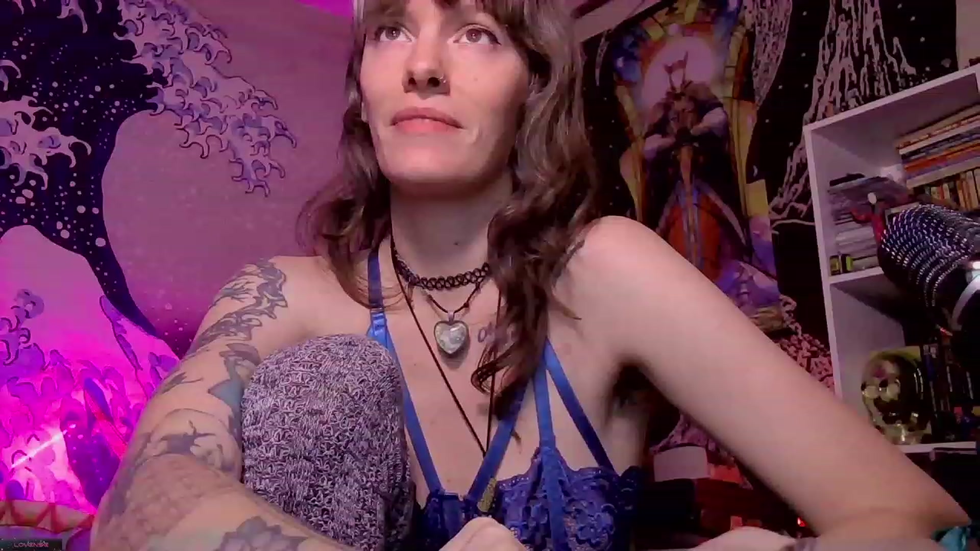 Gallery image thumbnail from CdrTroi's myfreecams stream on, 01/19/2024, 03:54 image 11 of 20