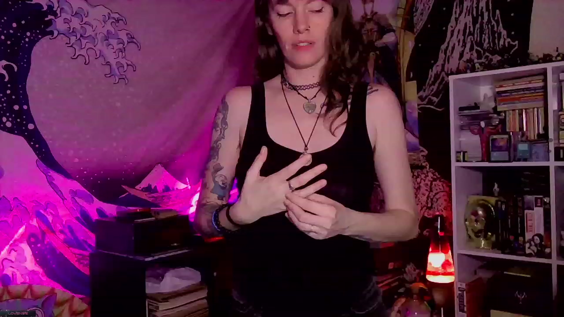 Gallery image thumbnail from CdrTroi's myfreecams stream on, 01/19/2024, 03:54 image 5 of 20