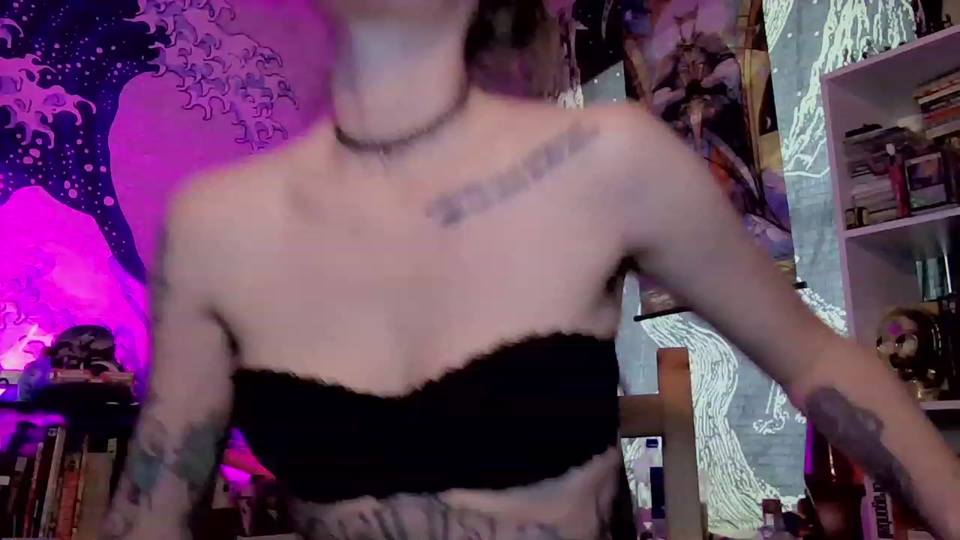 Gallery image thumbnail from CdrTroi's myfreecams stream on, 01/24/2024, 20:22 image 17 of 20