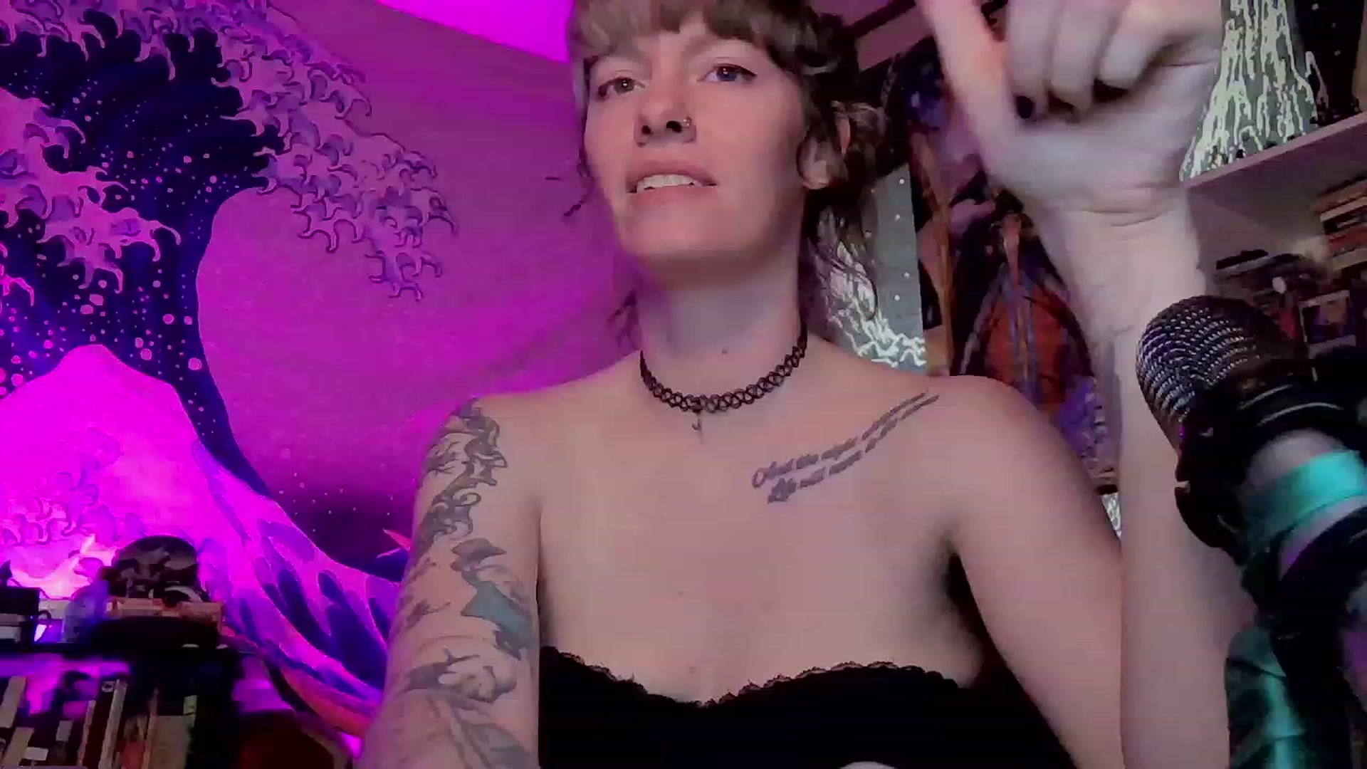 Gallery image thumbnail from CdrTroi's myfreecams stream on, 01/24/2024, 21:18 image 20 of 20