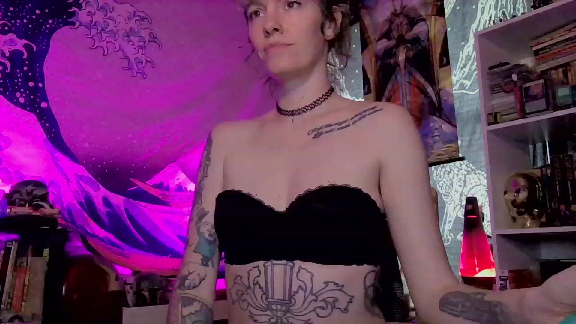 Gallery image thumbnail from CdrTroi's myfreecams stream on, 01/24/2024, 21:18 image 10 of 20