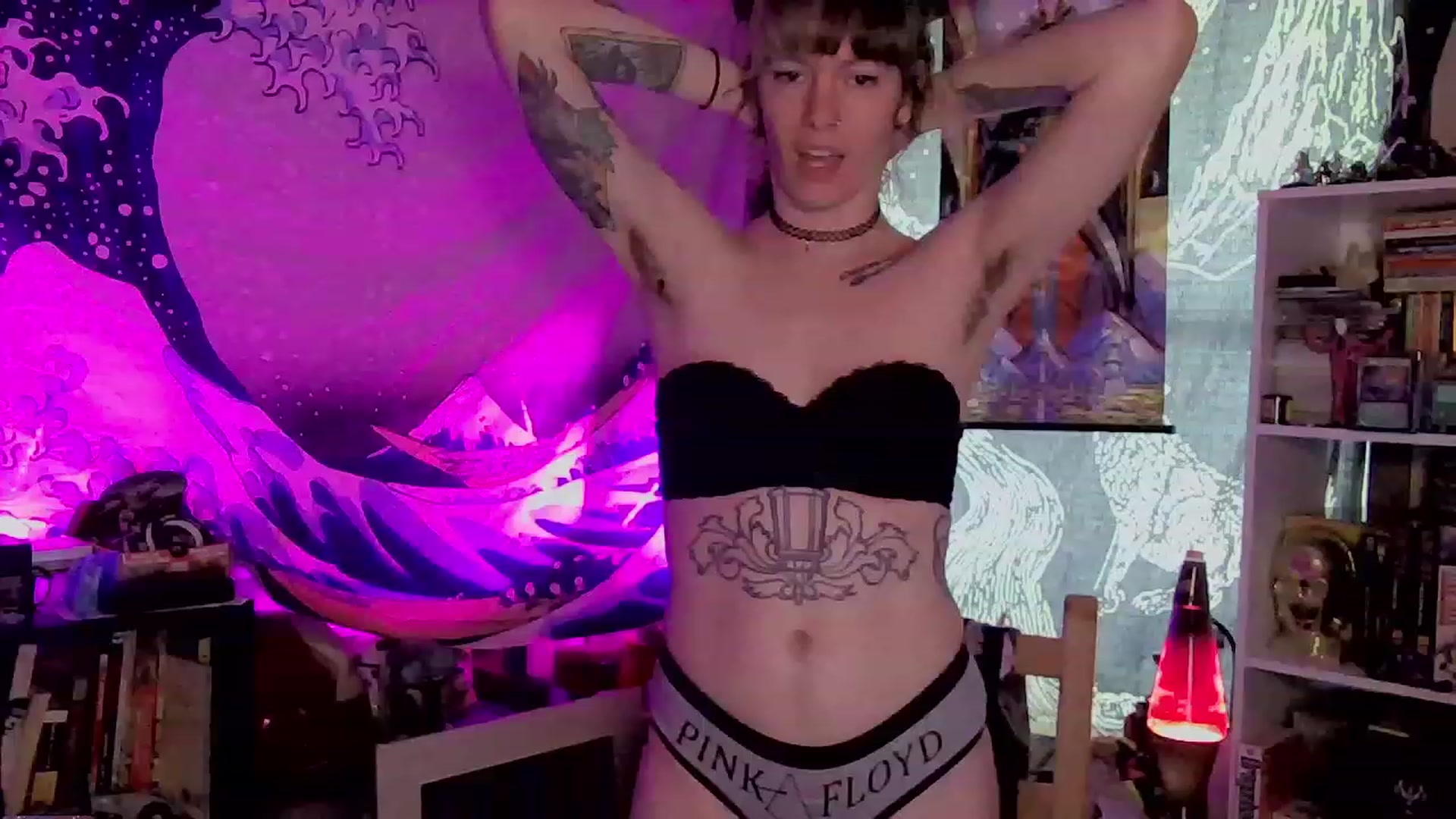 Gallery image thumbnail from CdrTroi's myfreecams stream on, 01/24/2024, 21:18 image 3 of 20