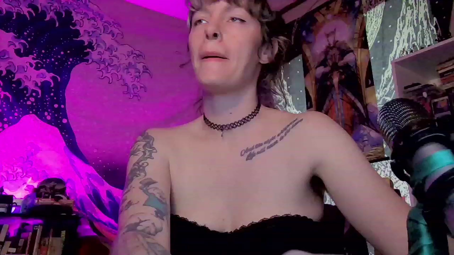 Gallery image thumbnail from CdrTroi's myfreecams stream on, 01/24/2024, 21:18 image 19 of 20