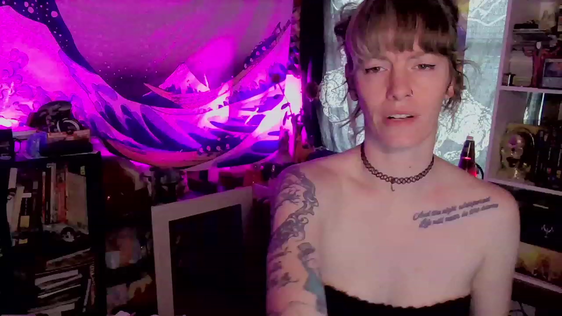 Gallery image thumbnail from CdrTroi's myfreecams stream on, 01/24/2024, 21:18 image 1 of 20