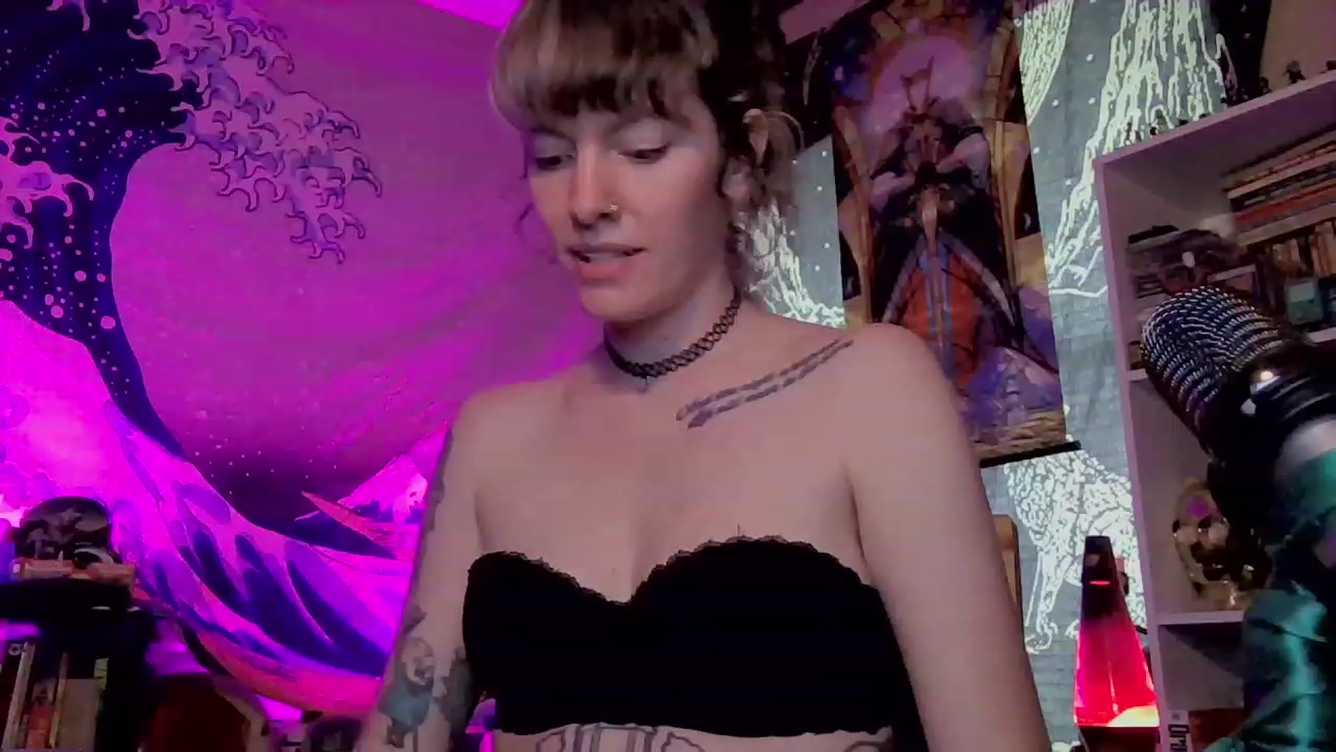 Gallery image thumbnail from CdrTroi's myfreecams stream on, 01/24/2024, 21:18 image 12 of 20
