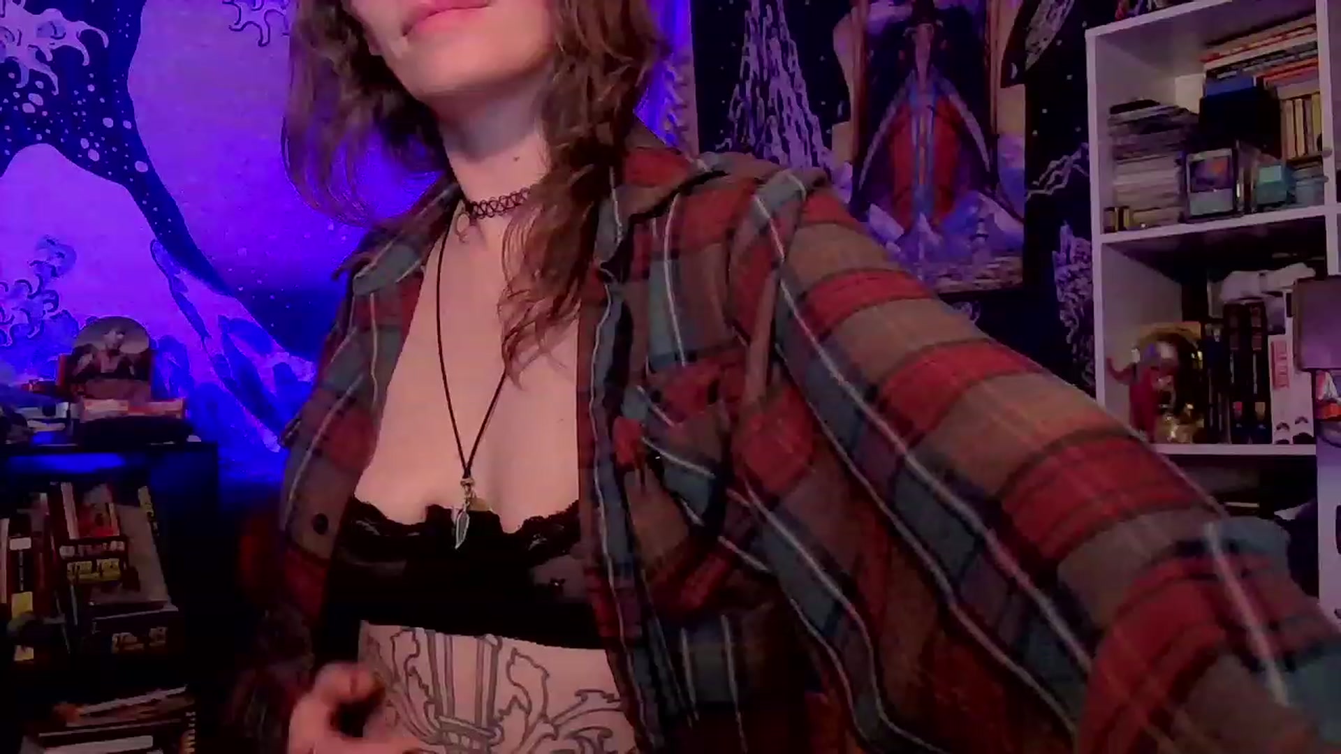 Gallery image thumbnail from CdrTroi's myfreecams stream on, 02/10/2024, 08:24 image 12 of 20