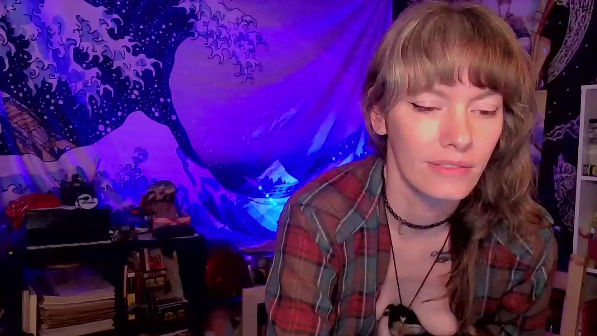 Gallery image thumbnail from CdrTroi's myfreecams stream on, 02/10/2024, 08:24 image 8 of 20