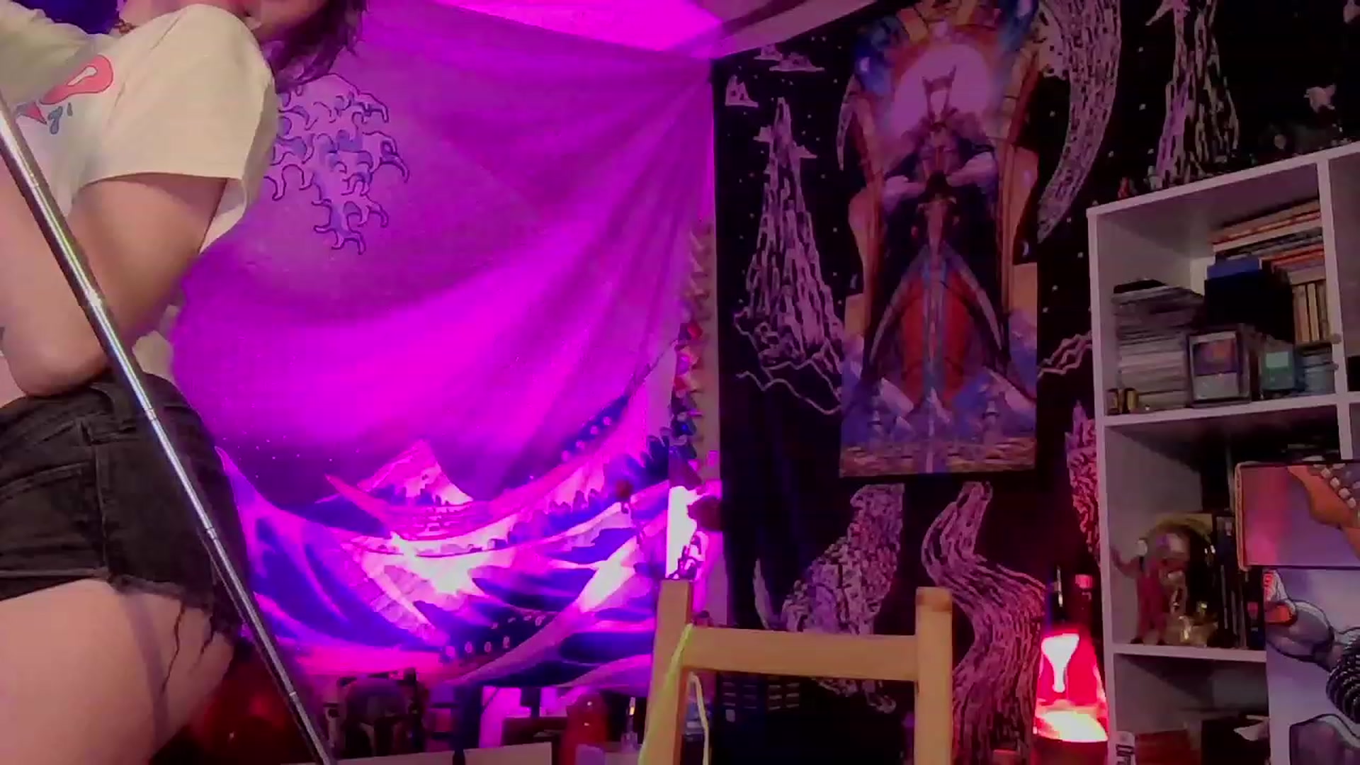 Gallery image thumbnail from CdrTroi's myfreecams stream on, 02/11/2024, 07:51 image 17 of 20