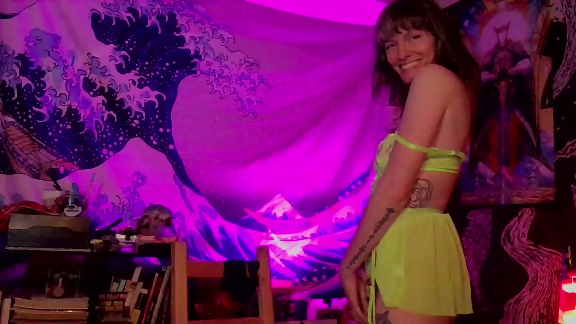 Gallery image thumbnail from CdrTroi's myfreecams stream on, 02/12/2024, 05:02 image 3 of 20