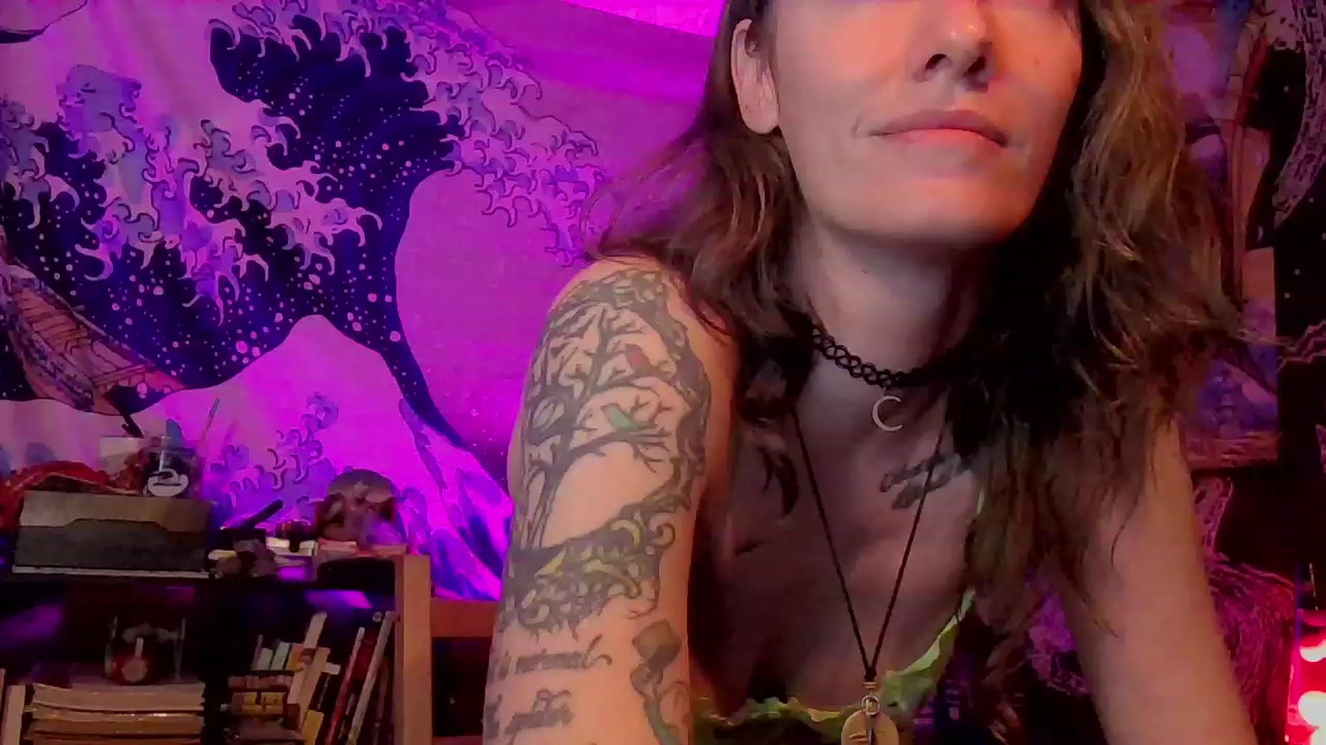 Gallery image thumbnail from CdrTroi's myfreecams stream on, 02/12/2024, 05:02 image 2 of 20