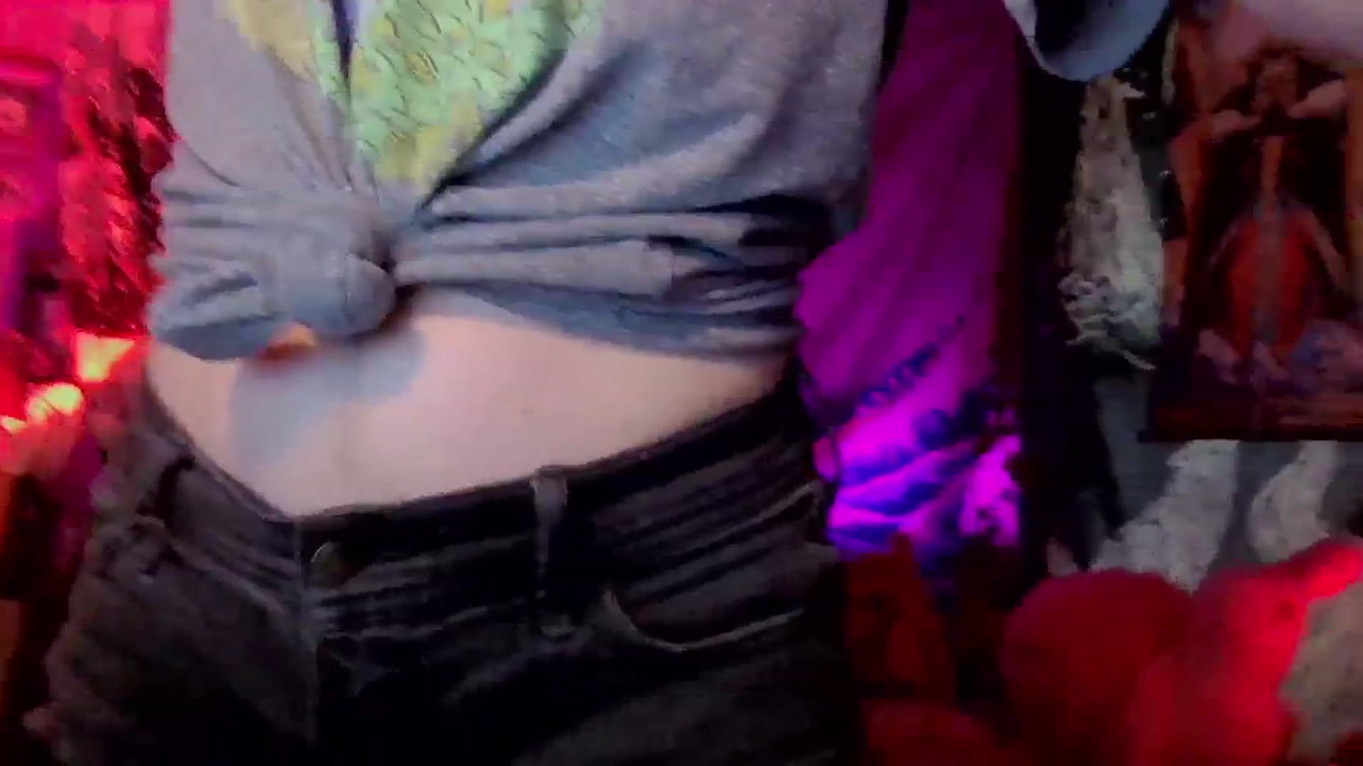 Gallery image thumbnail from CdrTroi's myfreecams stream on, 02/17/2024, 22:22 image 3 of 20