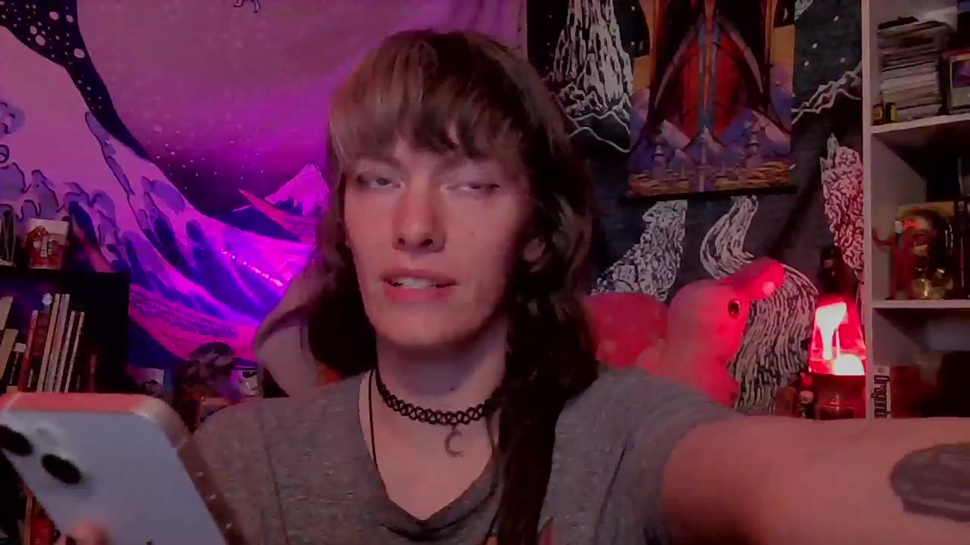 Gallery image thumbnail from CdrTroi's myfreecams stream on, 02/17/2024, 22:22 image 4 of 20