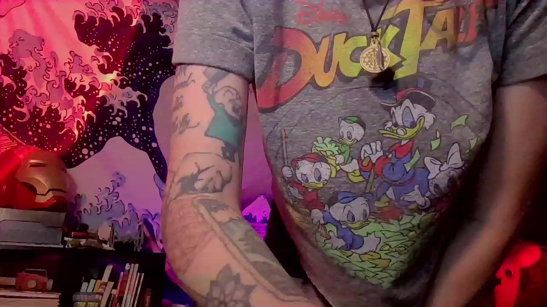 Gallery image thumbnail from CdrTroi's myfreecams stream on, 02/18/2024, 08:21 image 13 of 20