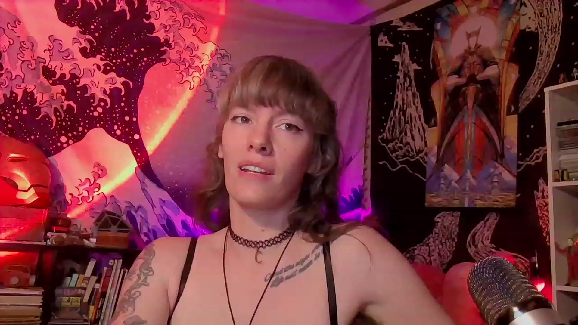 Gallery image thumbnail from CdrTroi's myfreecams stream on, 02/19/2024, 06:05 image 1 of 20