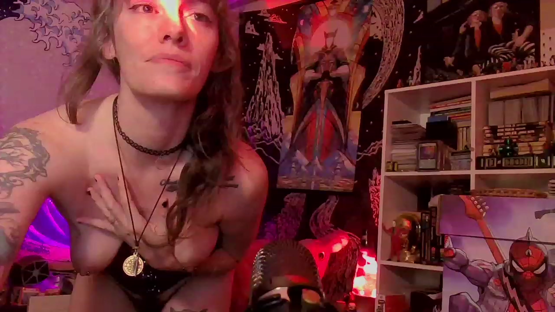 Gallery image thumbnail from CdrTroi's myfreecams stream on, 02/19/2024, 08:04 image 5 of 20