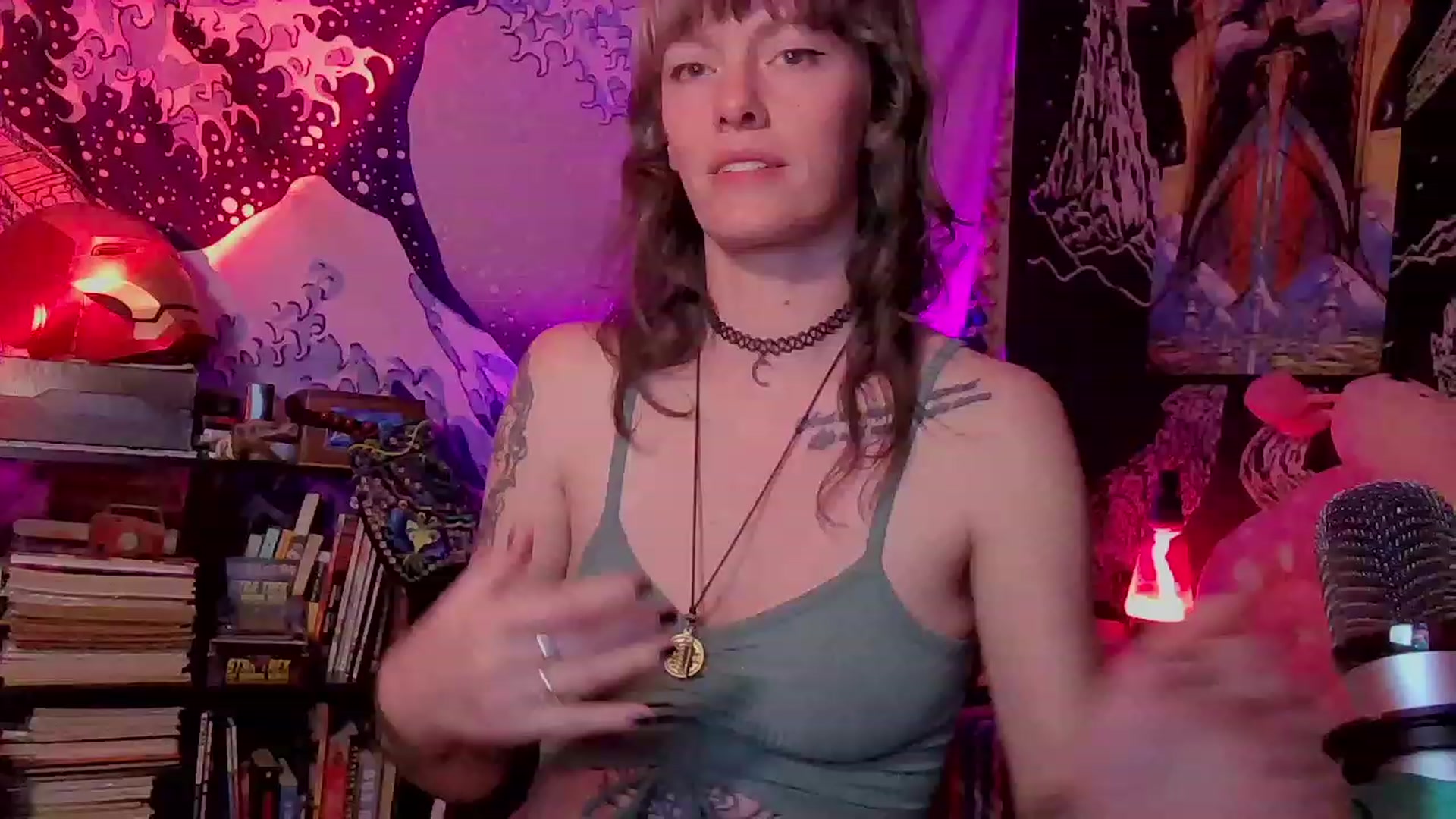 Gallery image thumbnail from CdrTroi's myfreecams stream on, 02/20/2024, 08:51 image 12 of 20