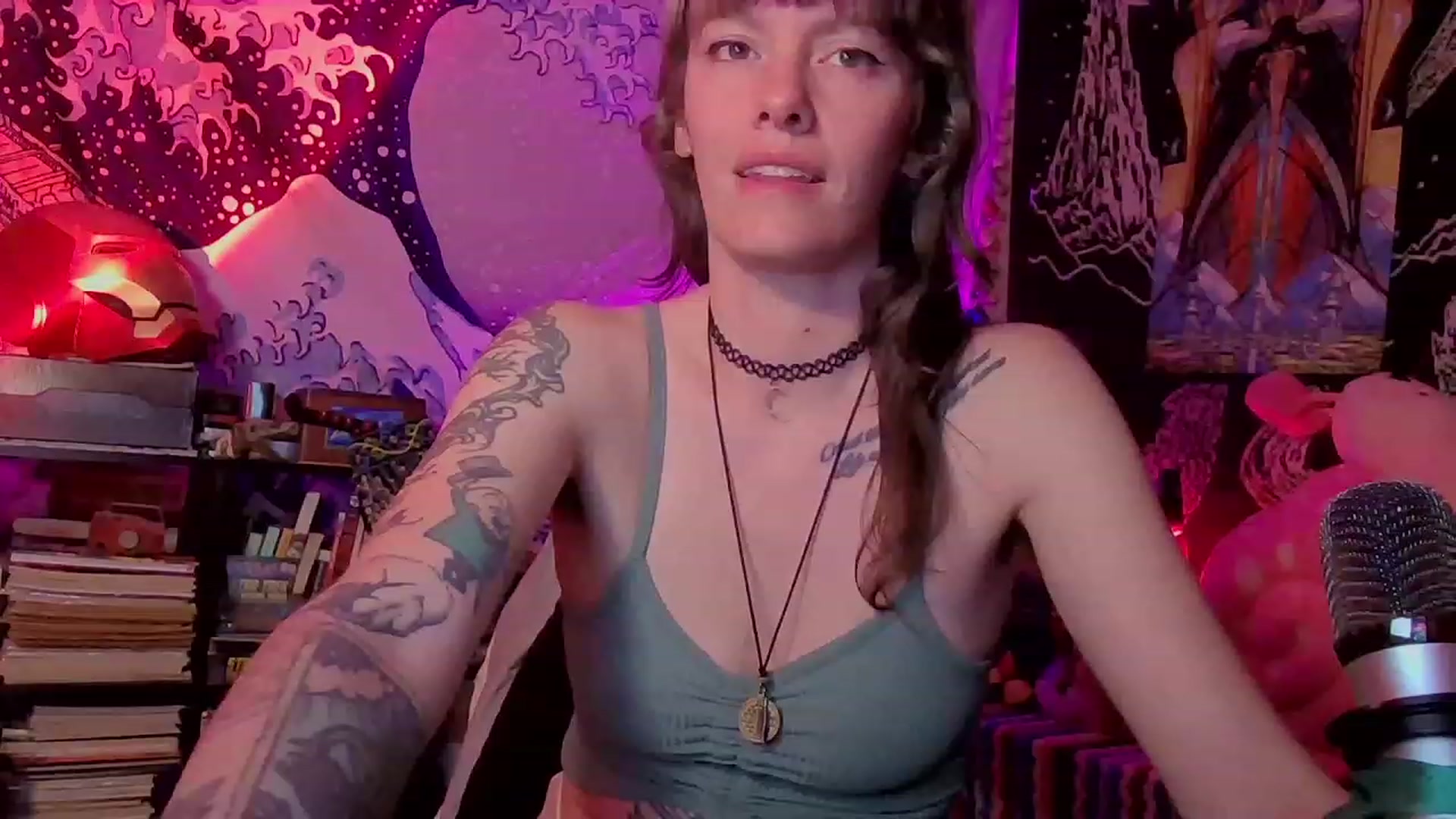 Gallery image thumbnail from CdrTroi's myfreecams stream on, 02/20/2024, 08:51 image 8 of 20