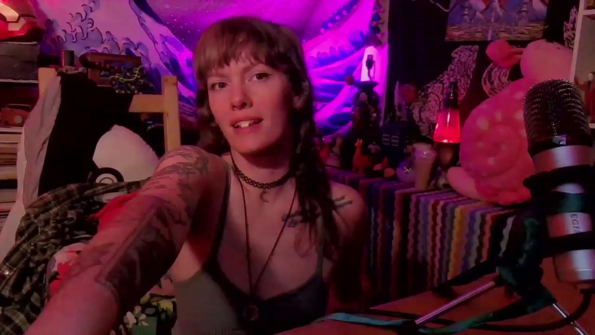 Gallery image thumbnail from CdrTroi's myfreecams stream on, 02/20/2024, 08:51 image 2 of 20